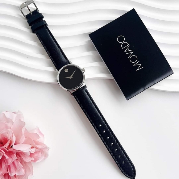 ***Brand New***  Movado Classic Museum Quartz Black Dial Ladies Watch - Picture 4 of 13
